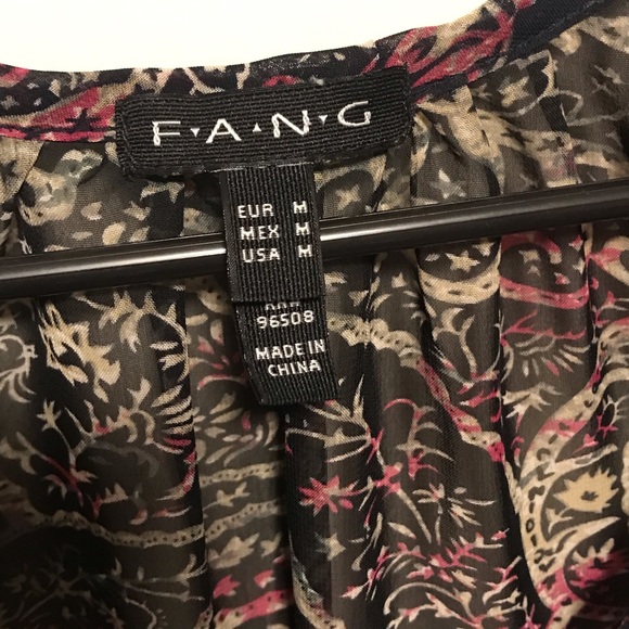 🌻FANG Semi Sheer Paisley V Neck Tunic - Picture 2 of 9